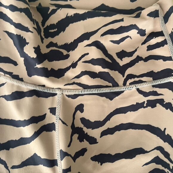 ** Anthropologie All Fenix Tiger Stripe 7/8 Leggings XS NWOT - Picture 7 of 10